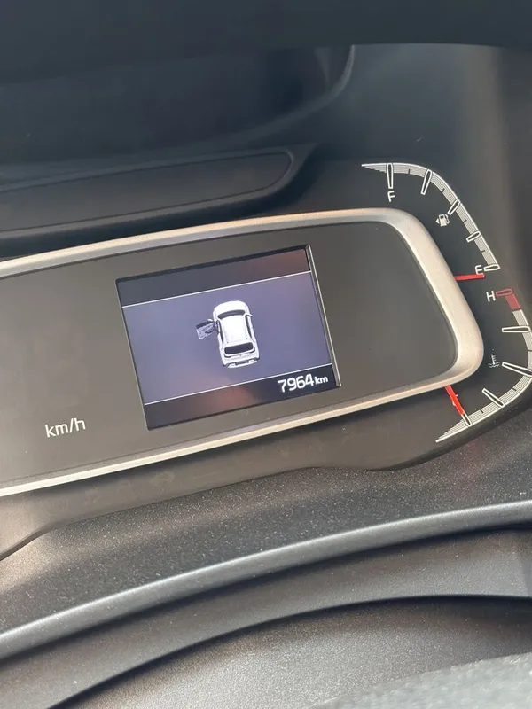 Kia Sonet 2025y 2 pozitsiya Bez lyuk 6 Kia Sonet 2025y 2 pozitsiya Bez lyuk 6