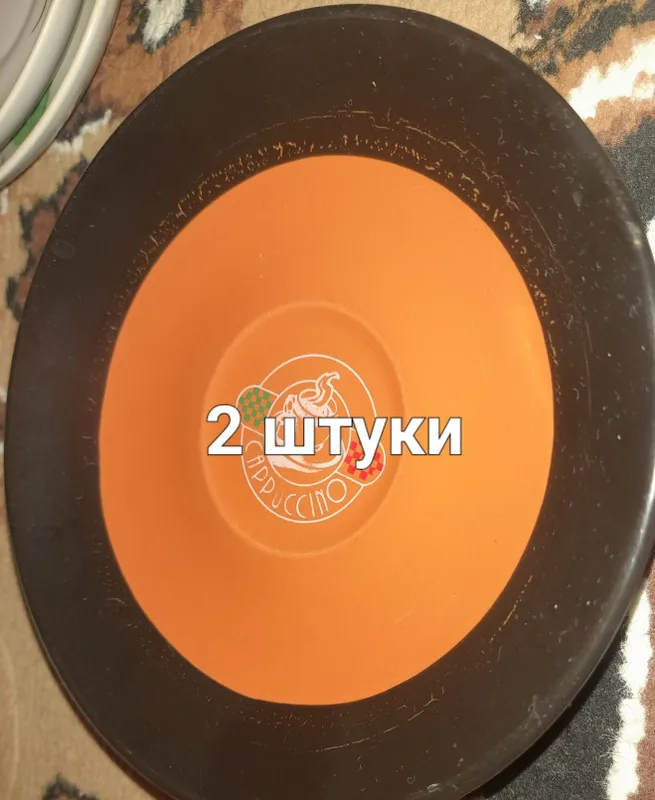 Блюдца без чашек 4 Блюдца без чашек 4