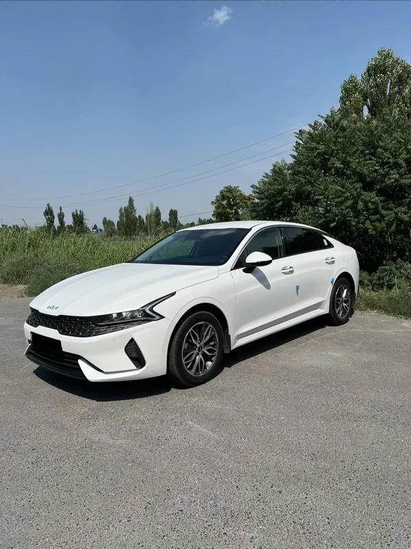 Kia K5 2.5 prestige — фото 1