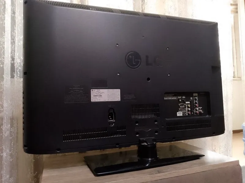 Телевизор LG - 32LK330 — фото 2