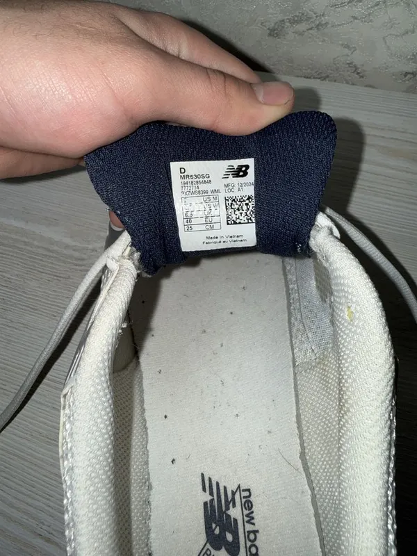 Новые кроссовки New balance 40 размер — фото 1