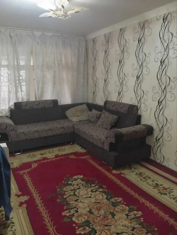 г. Чирчик, Микрорайон 8, продается своя 2х комнатная квартира 4/4/2 — фото 3