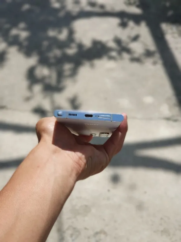 S22 Ultra, 2 SIM-карты плюс eSIM, Global 4 S22 Ultra, 2 SIM-карты плюс eSIM, Global 4