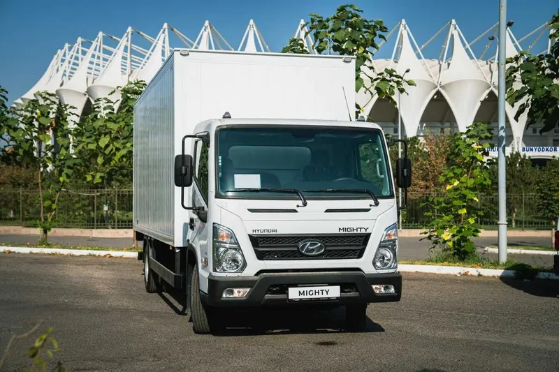 В наличии!!! Цельнометаллический автофургон HYUNDAI EX8 — фото 2