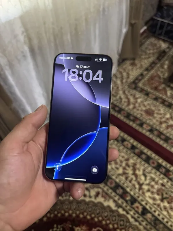 iPhone 16 pro max gold titanun 1 iPhone 16 pro max gold titanun 1