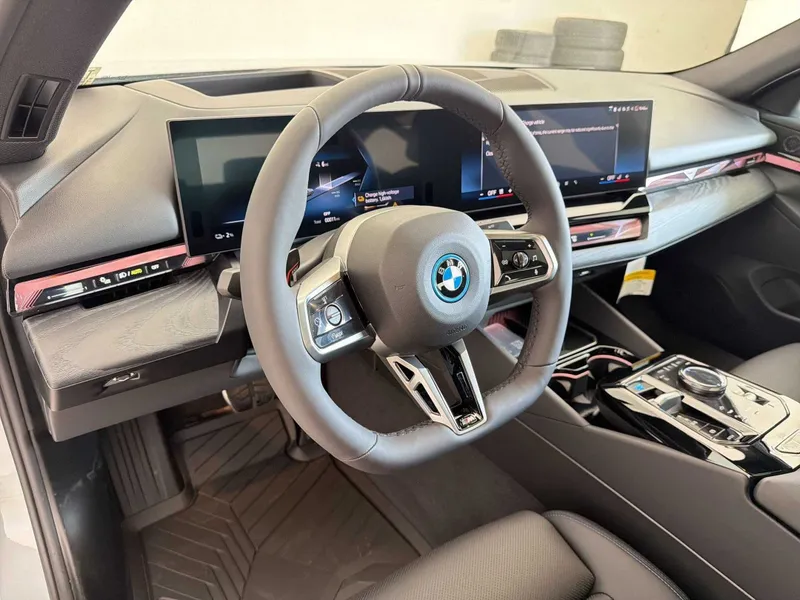 BMW I5 naxt, halol nasiya + foizsiz rassrochka — фото 1