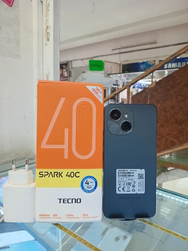 Tecno Spark 40C 4+4/128GB Tecno Spark 40C 4+4/128GB