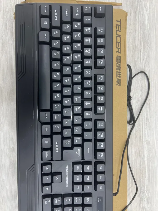 Новая клавиатура TEUCER USB 104 клавиши RU/EN + NumPad 1 Новая клавиатура TEUCER USB 104 клавиши RU/EN + NumPad 1