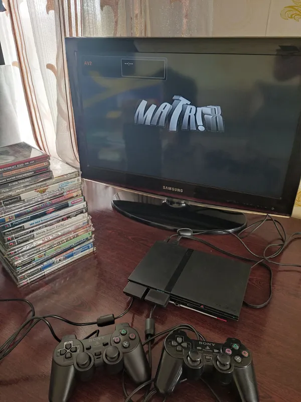Sony PlayStation 2 2 Sony PlayStation 2 2