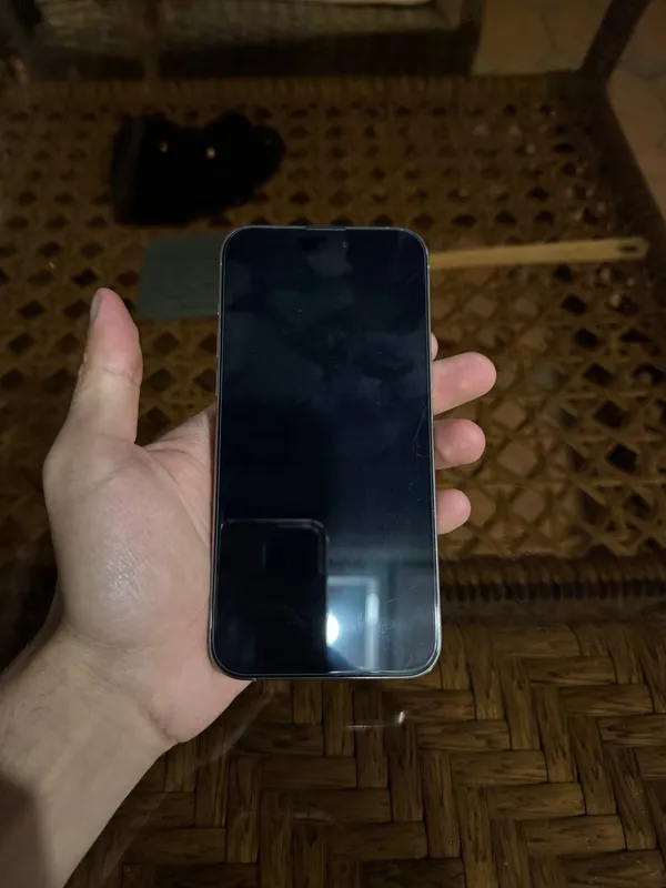 iPhone 15 pro Max 2