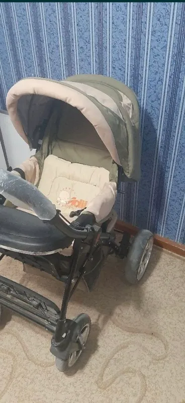 Продаётся коляска, новая, почти не использовалась 3 Продаётся коляска, новая, почти не использовалась 3