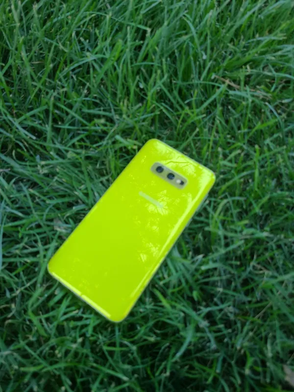 samsung s10e 6/128GB 3 samsung s10e 6/128GB 3