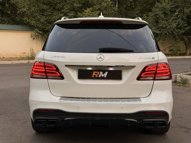 Mercedes Benz GLE350 4 Mercedes Benz GLE350 4