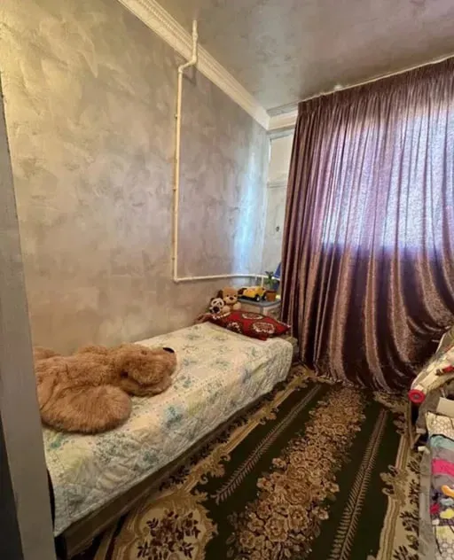 Bobur ko‘chasida 3 xonali kvartira sotiladi 2