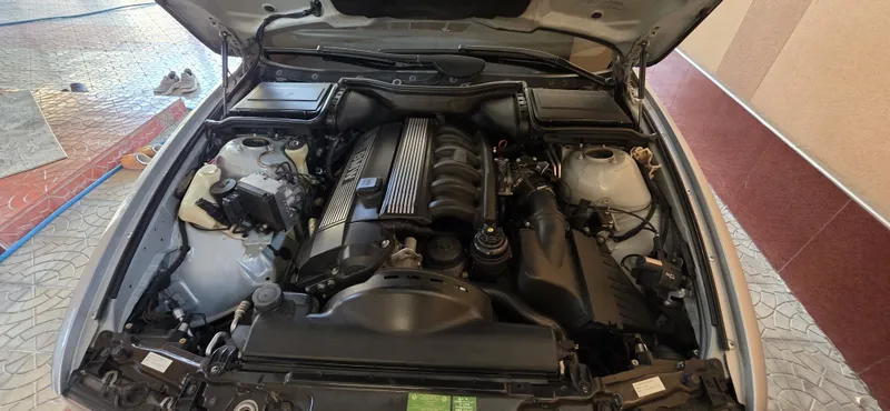 Sotiladi BMW E39 528i 4 Sotiladi BMW E39 528i 4