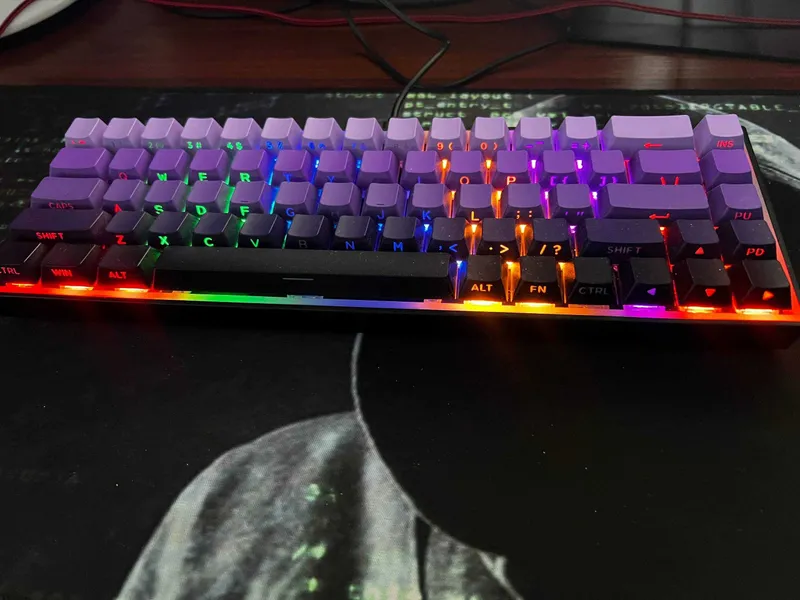 Механическая клавиатура RGB 4 Механическая клавиатура RGB 4