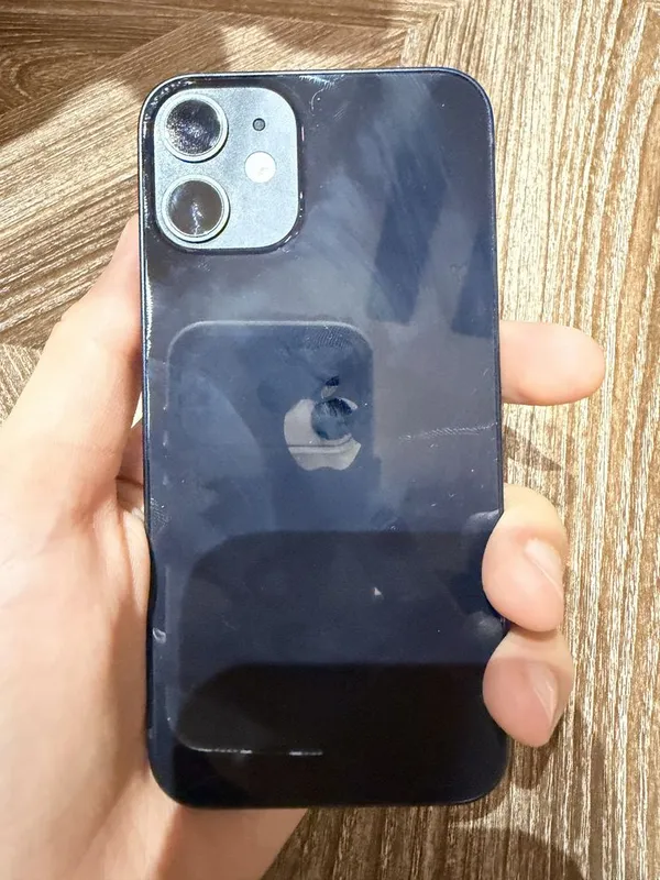 Продается iPhone 12 mini