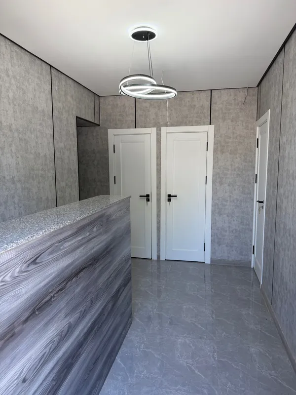Сдаётся в аренду офис на второй линии есть собственная парковка — фото 2