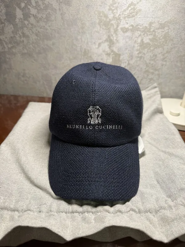 Brunello Cucinelli кепка янги ОРИГИНАЛ — фото 1