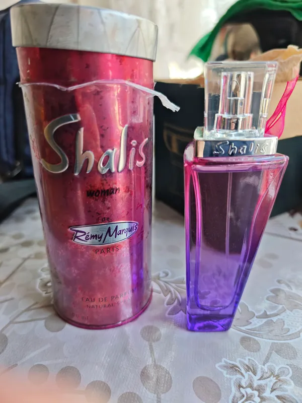Продаются духи Shales