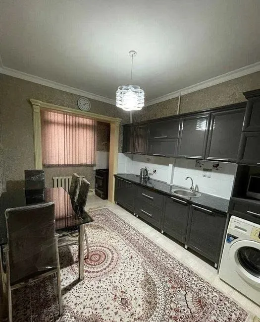 Ойбек метро 4
