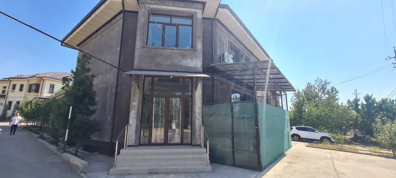 1 этаж 33кв офис арендага берилади Юнусобод махала ичида 350$ ойига 2