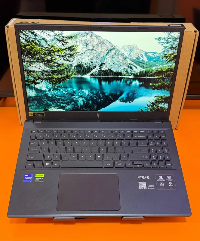 Acer Nitro V15 noutbuk 1