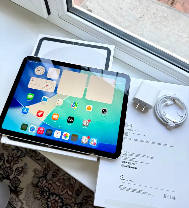 Новый iPad A16 Silver 128GB 0Цикл 2
