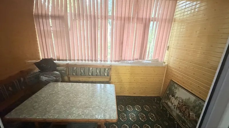 zudlik bilan fargona shaxar frunze masifda 2 xonali kv ijaraga berilad 6