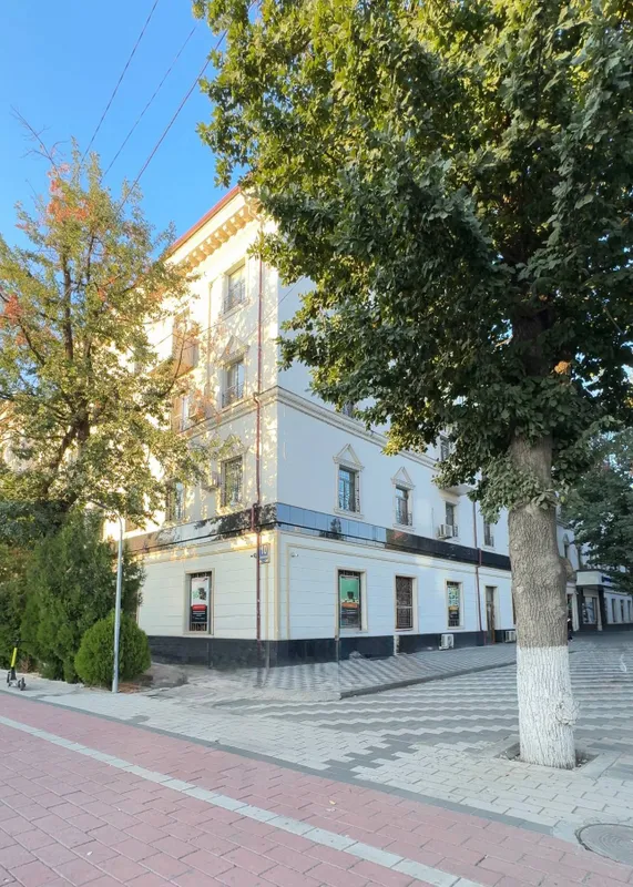 Kvartira sotiladi 9 Kvartira sotiladi 9