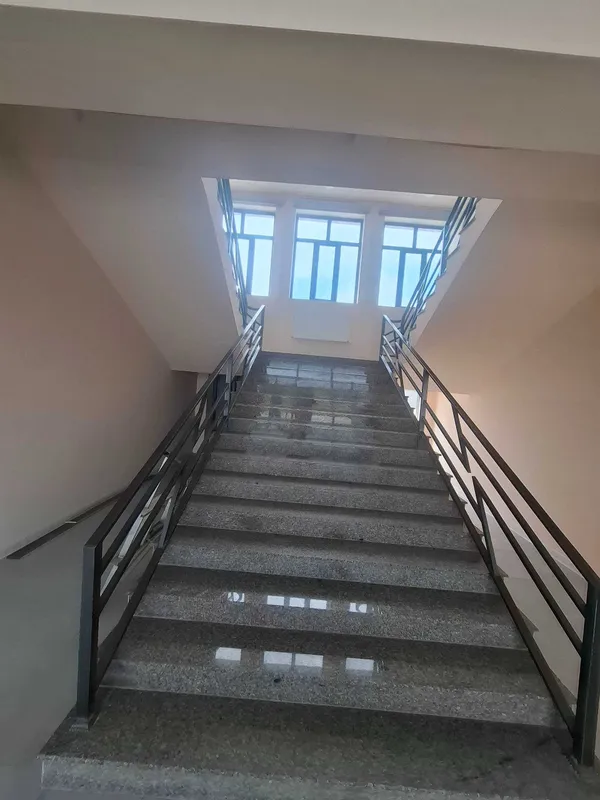 Арендага 2 этаж 750 кв жойда офис га кафега берилади — фото 3