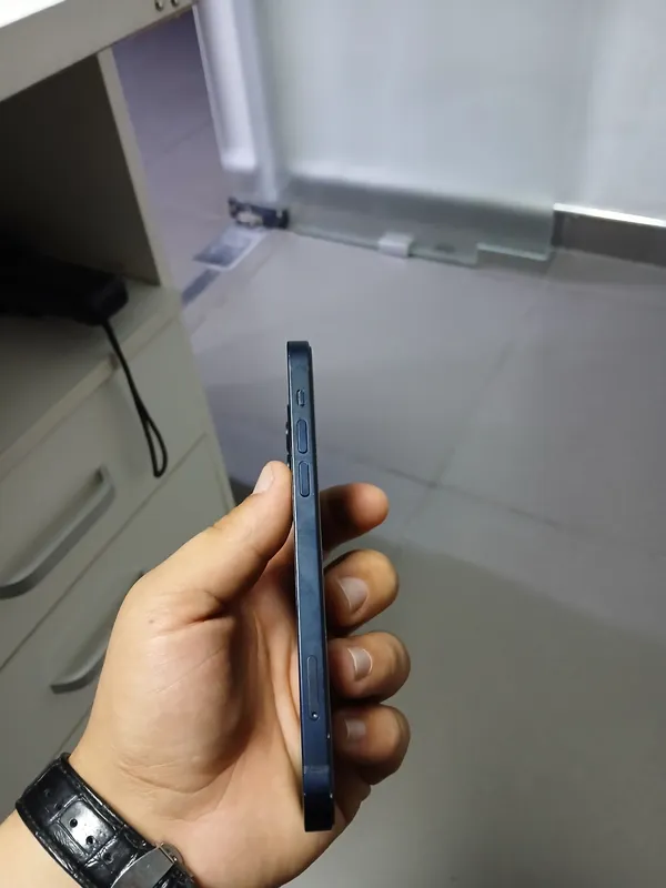 Iphone 12 3