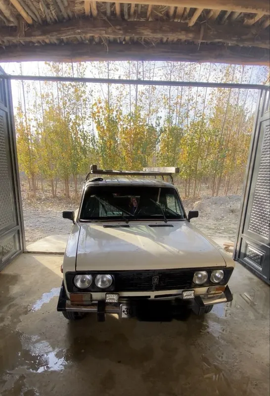Juguli vaz 2106 sotiladi