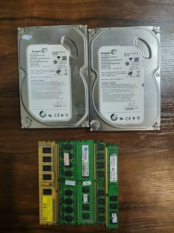 Hard disk 2dona, operativka 5dona
