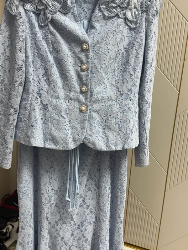 150$ olingan 2marta kiyilgan razmer 40 Turkiya — фото 1