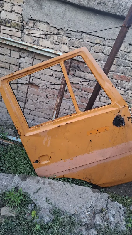 Двери камаз 55 11 Eshiklar Kamaz