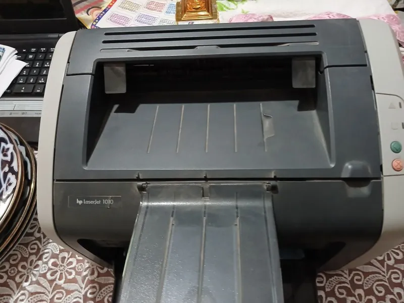 Продам принтер HP 1018 4 Продам принтер HP 1018 4