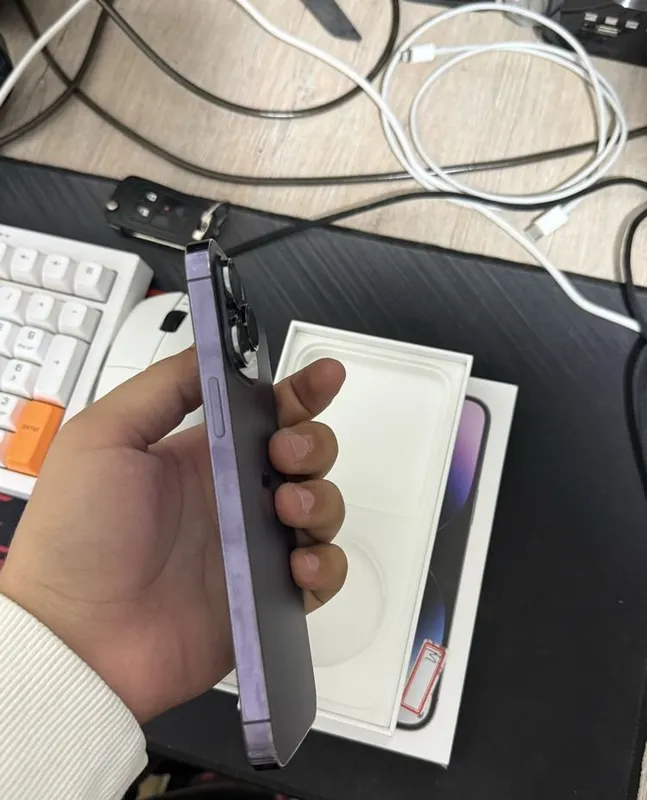 Iphone 14 pro max 4