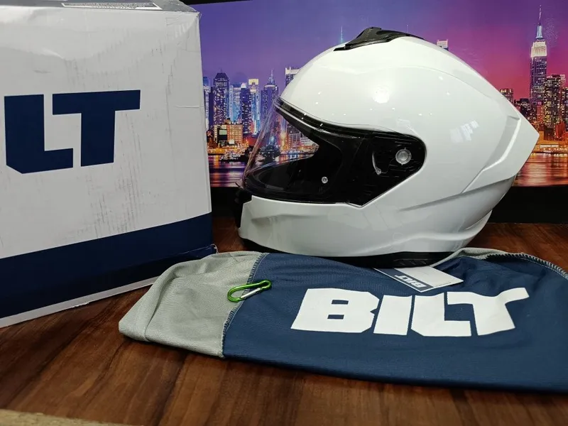 Мото шлем от Американского бренда BILT APEX 1 Мото шлем от Американского бренда BILT APEX 1