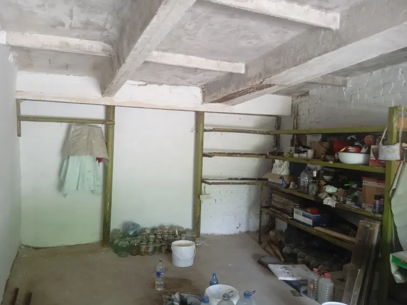 В г.Алмалык район Шахматный продаётся капитальный гараж . 6 В г.Алмалык район Шахматный продаётся капитальный гараж . 6