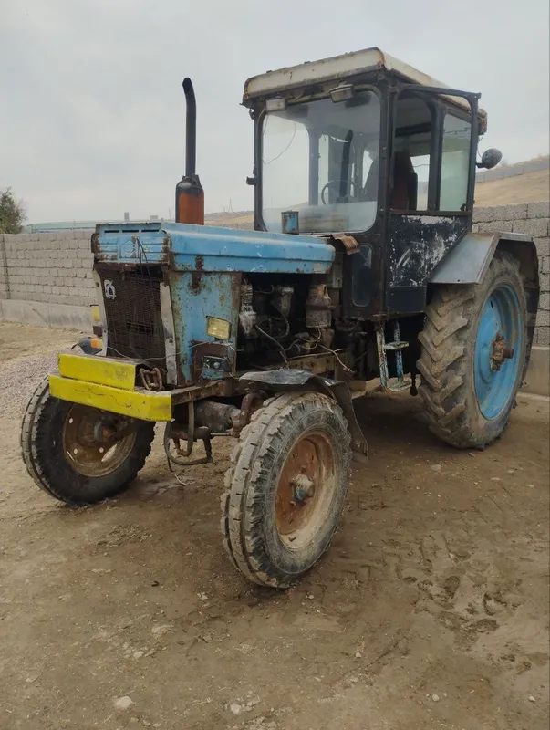 Traktor 80 srochan sotiladi 2
