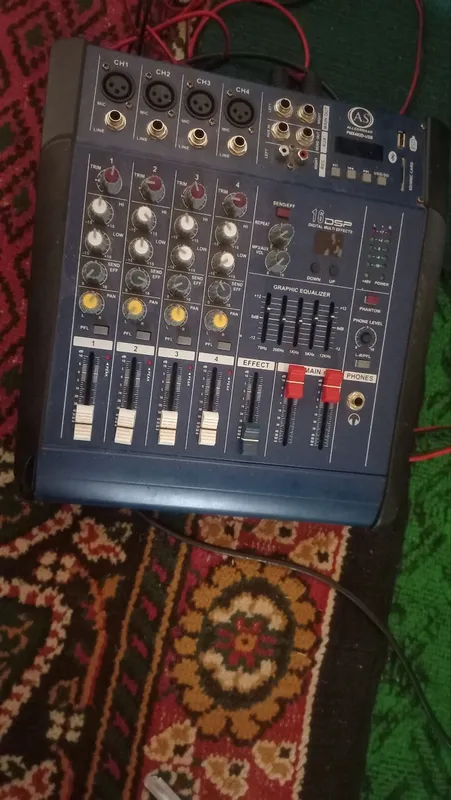 Muzikalni aparat 4 Muzikalni aparat 4