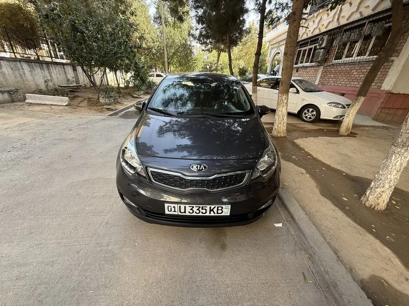 KIA Rio 1.4 год 2014 3 KIA Rio 1.4 год 2014 3