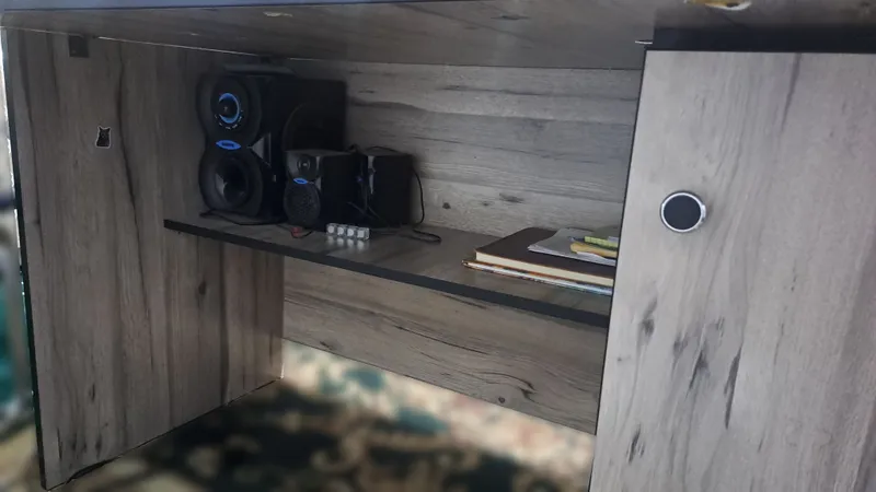 Zamonaviy va Ergonomik Yozuv-Dars Stoli 5
