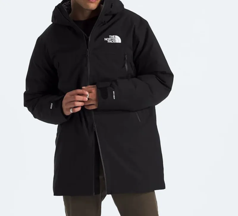 Новая куртка The North Face, черная, размер М