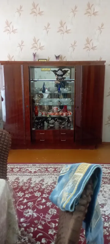 Сервант 1 Сервант 1