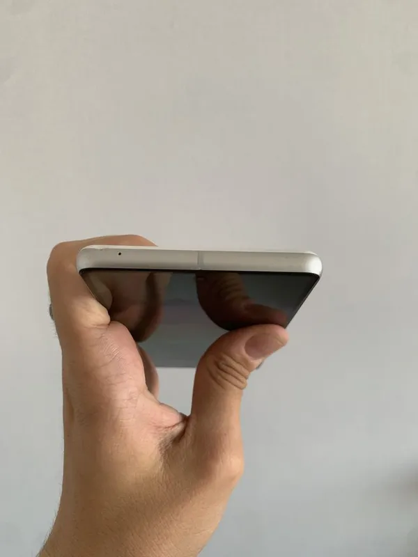 Google pixel 7 128gb. ideal Europadan kegan 5