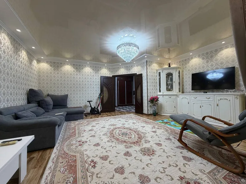 3-комнатная квартира, 89 м2, Яккасарай 1