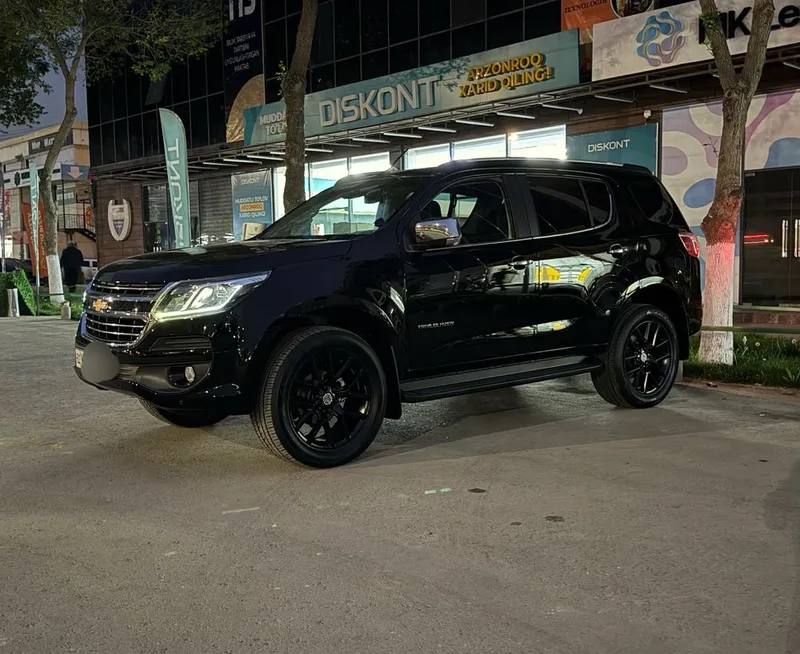Trailblezar 2021 yil ideal holata
