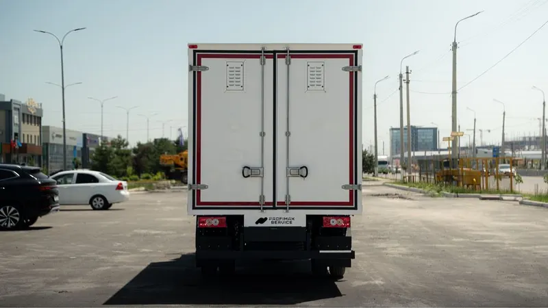 Foton Aumark S metal kuzov 4 Foton Aumark S metal kuzov 4
